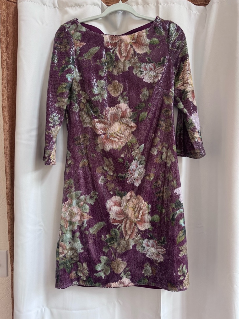 ✨ Vince Camuto Floral Shimmer Dress – Size 10 ✨